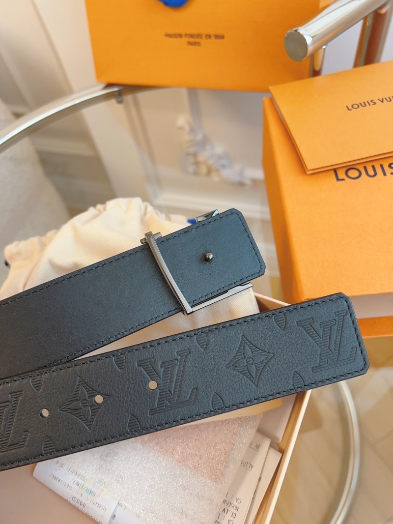 l0vis Vvtt0n belts